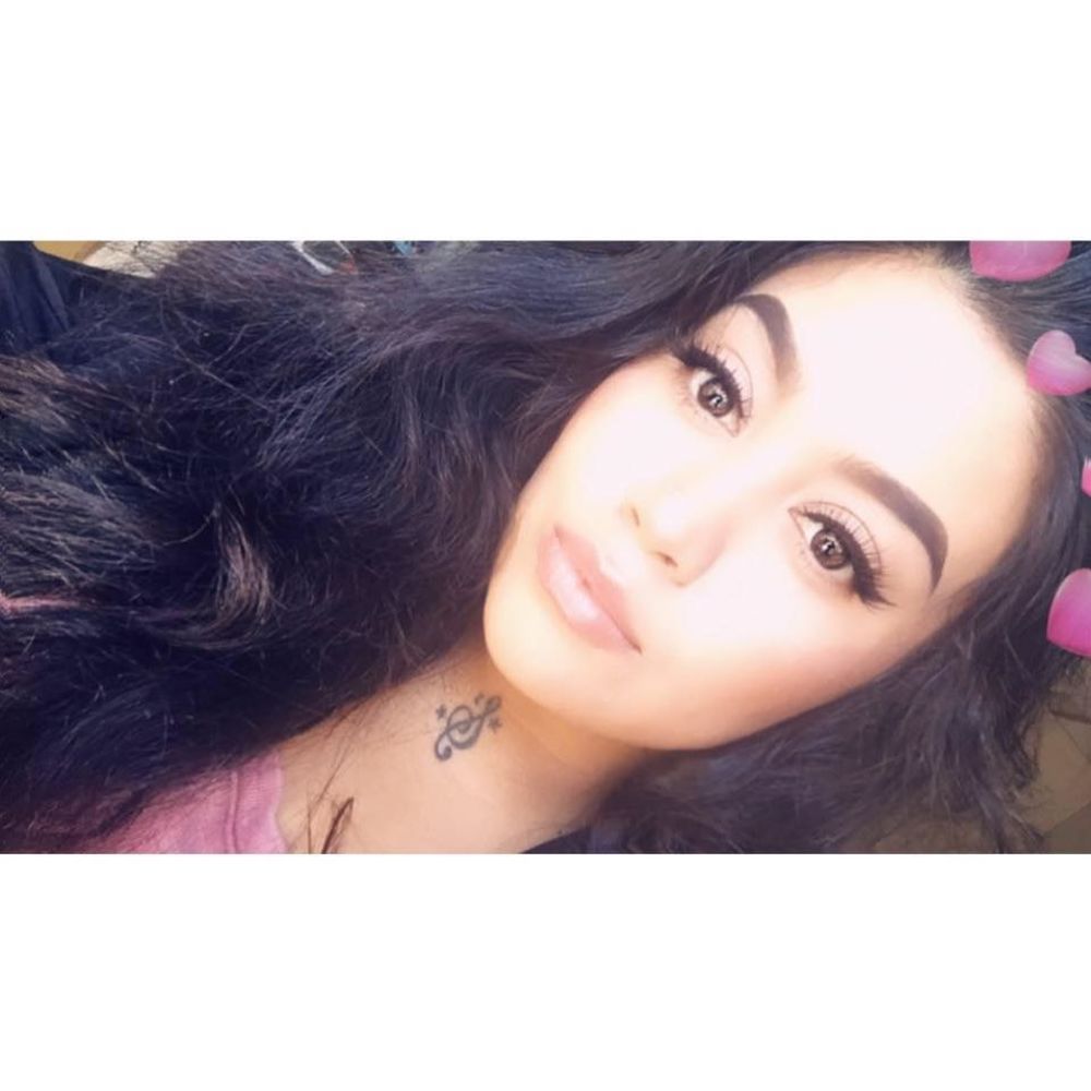 Meet your Posher, Mariela